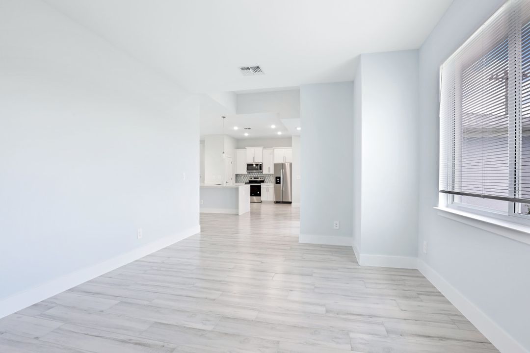 1334 SW Santa Barbara Pl, Cape Coral, FL 33991