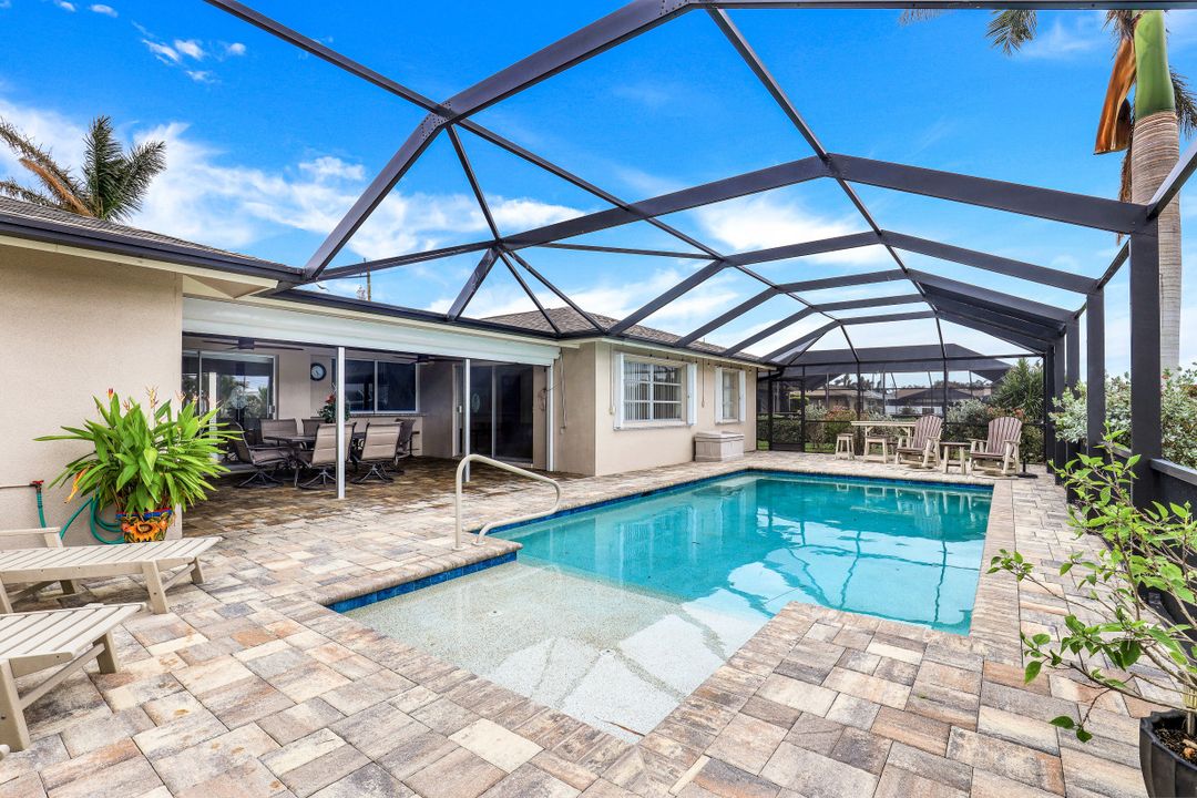 5328 Delano Ct, Cape Coral, FL 33904