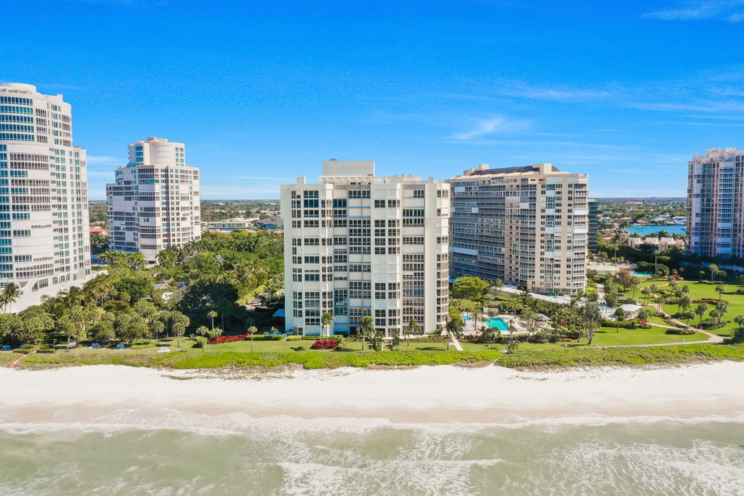 4051 Gulf Shore Blvd N #1105, Naples, FL 34103