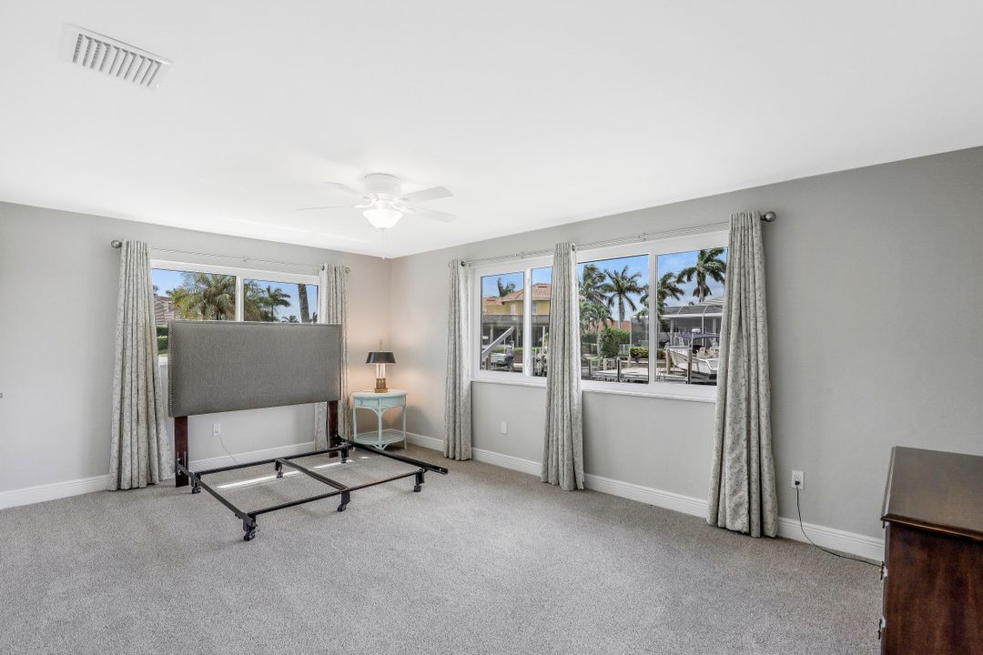 166 Hollyhock Ct, Marco Island, FL 34145