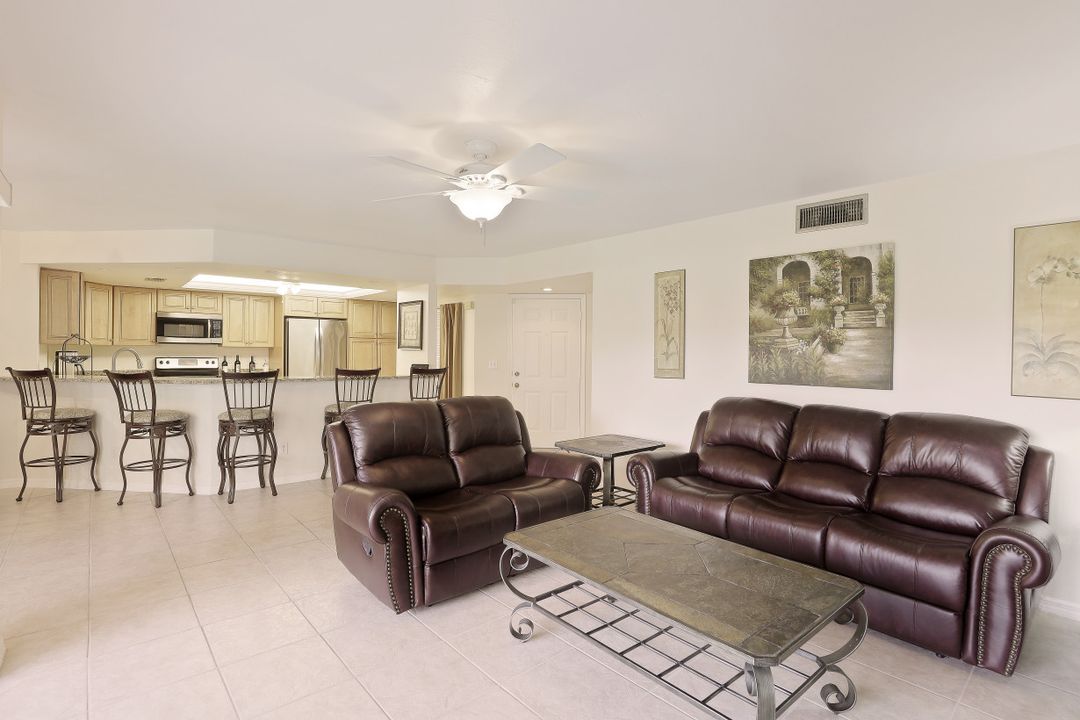 571 Beachwalk Cir #104, Naples, FL 34108