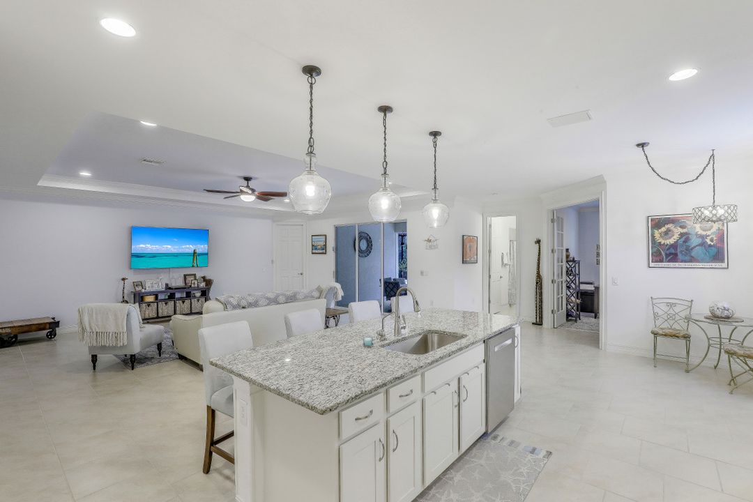 3101 Amadora Cir, Cape Coral, FL 33909