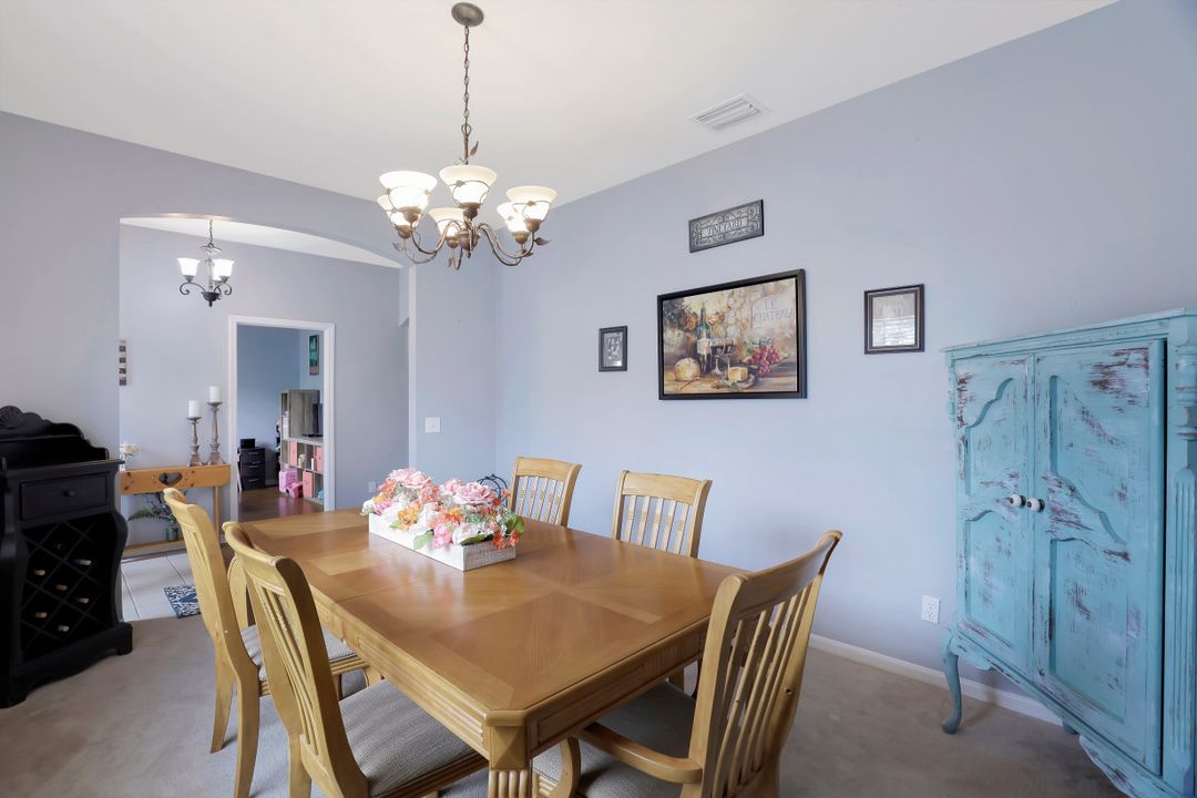 3531 12th Ave NE, Naples, FL 34120