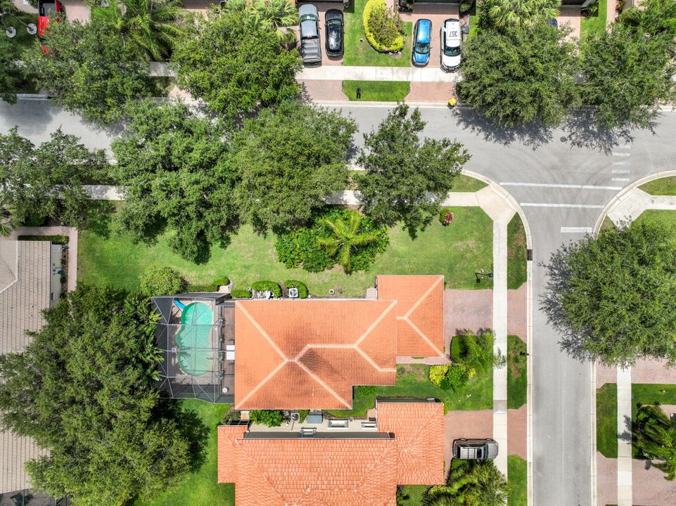 1794 Ribbon Fan Ln, Naples, FL 34119