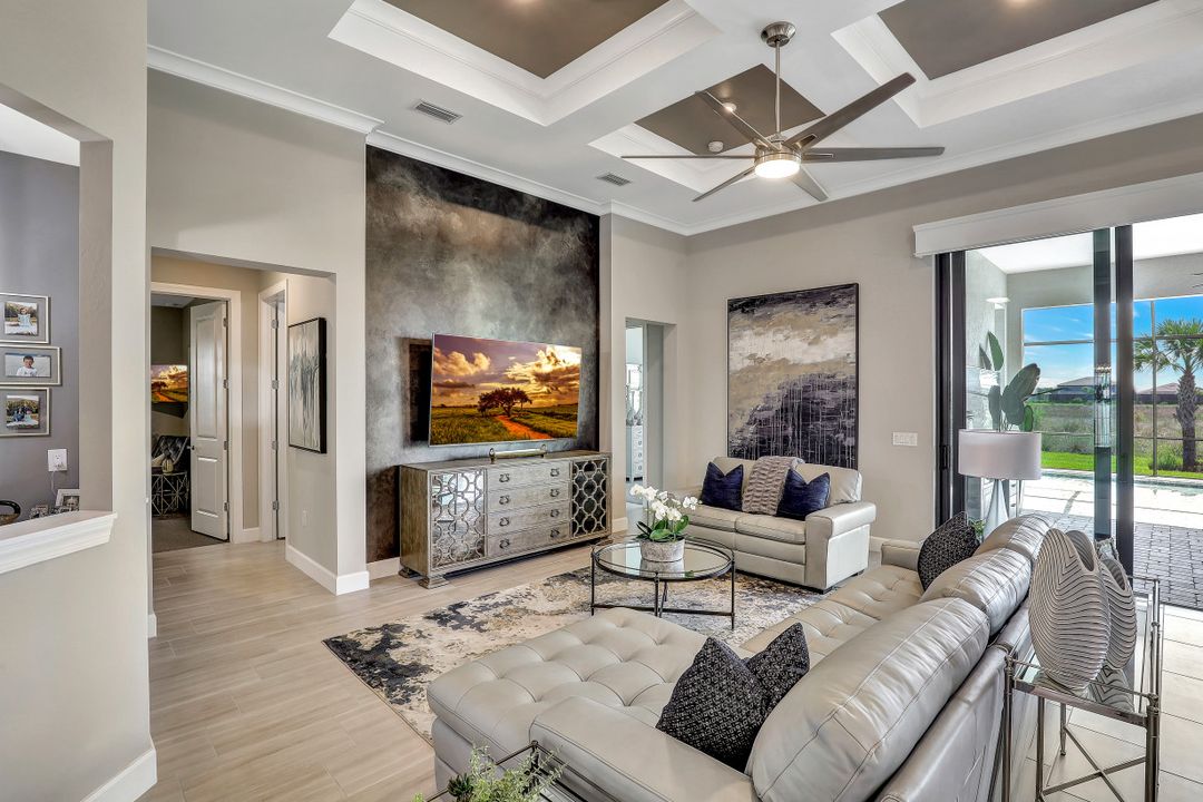 19311 Elston Wy, Estero, FL 33928