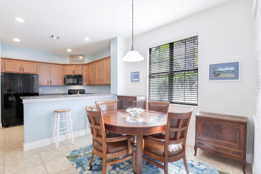 1419 Santiago Cir #1603, Naples, FL 34113