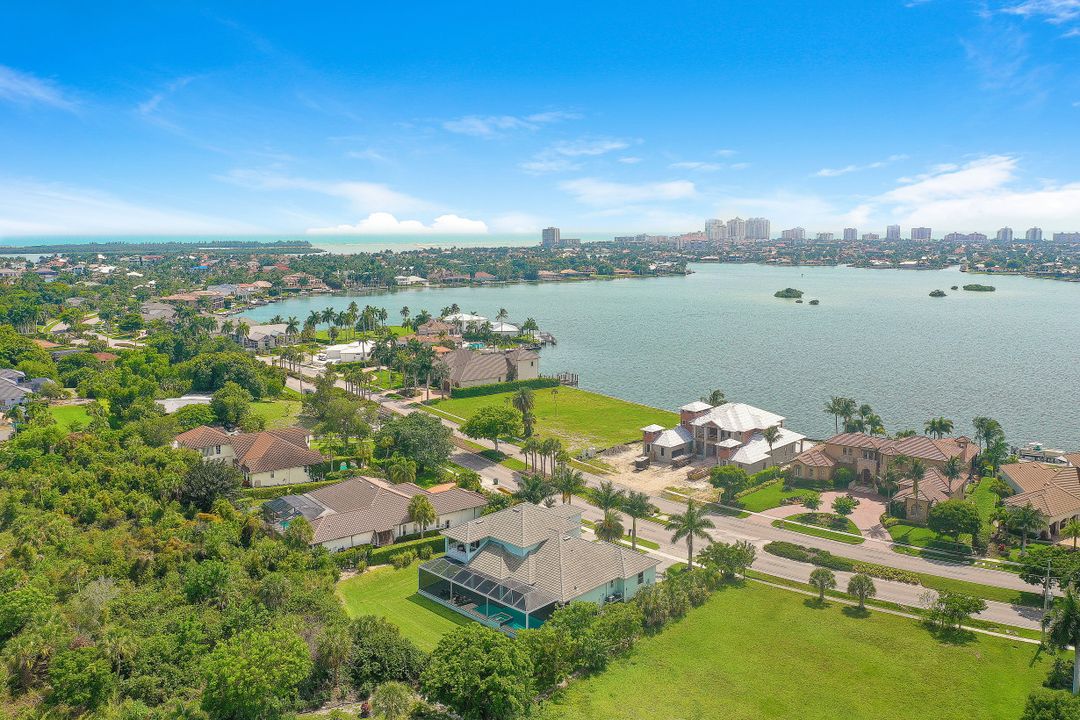 671 S Barfield Dr, Marco Island, FL 34145