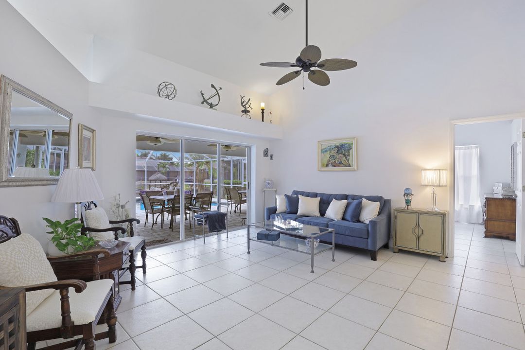 4105 SW 27th Ave, Cape Coral, FL 33914