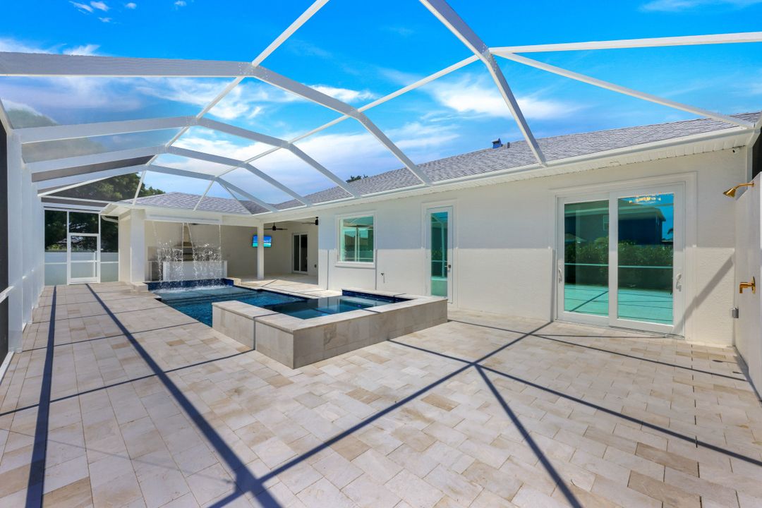 4604 SW 9th Ave, Cape Coral, FL 33914