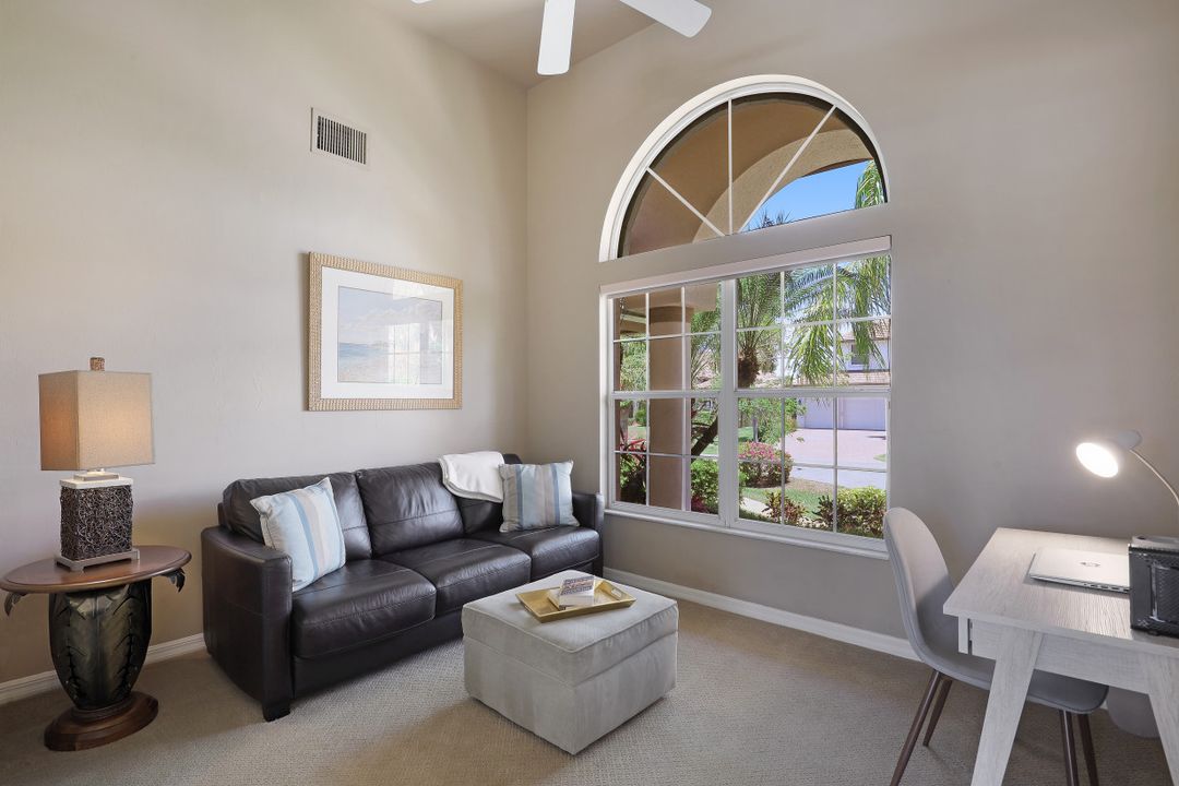 951 Olive Ct, Marco Island, FL 34145