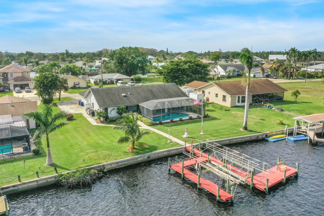 13380 Marquette Blvd, Fort Myers, FL 33905