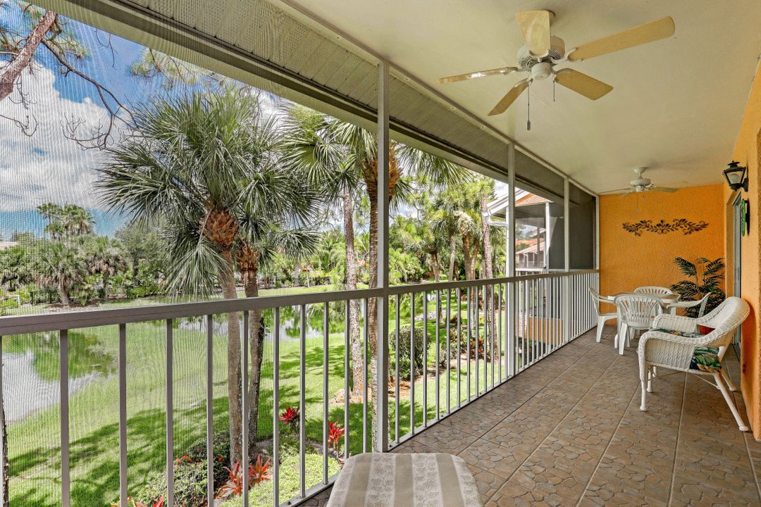 2420 Hidden Lake Dr #1006, Naples, FL 34112