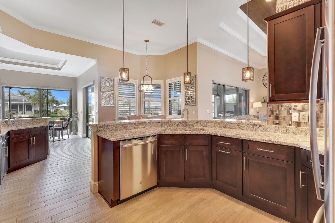 2823 SW 38th Terrace, Cape Coral, FL 33914