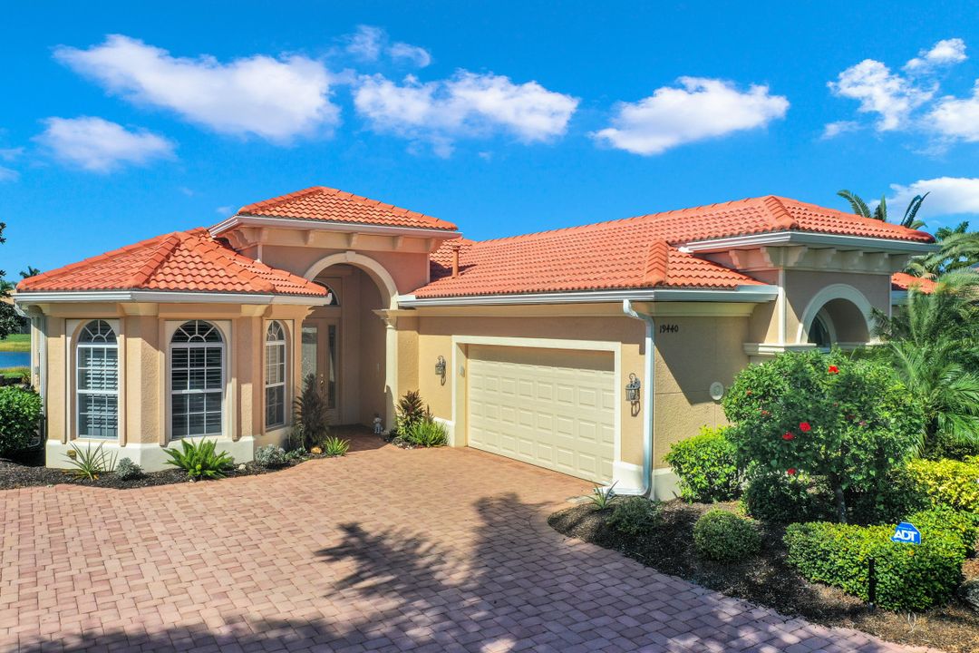 19440 Caladesi Dr, Fort Myers, FL 33967