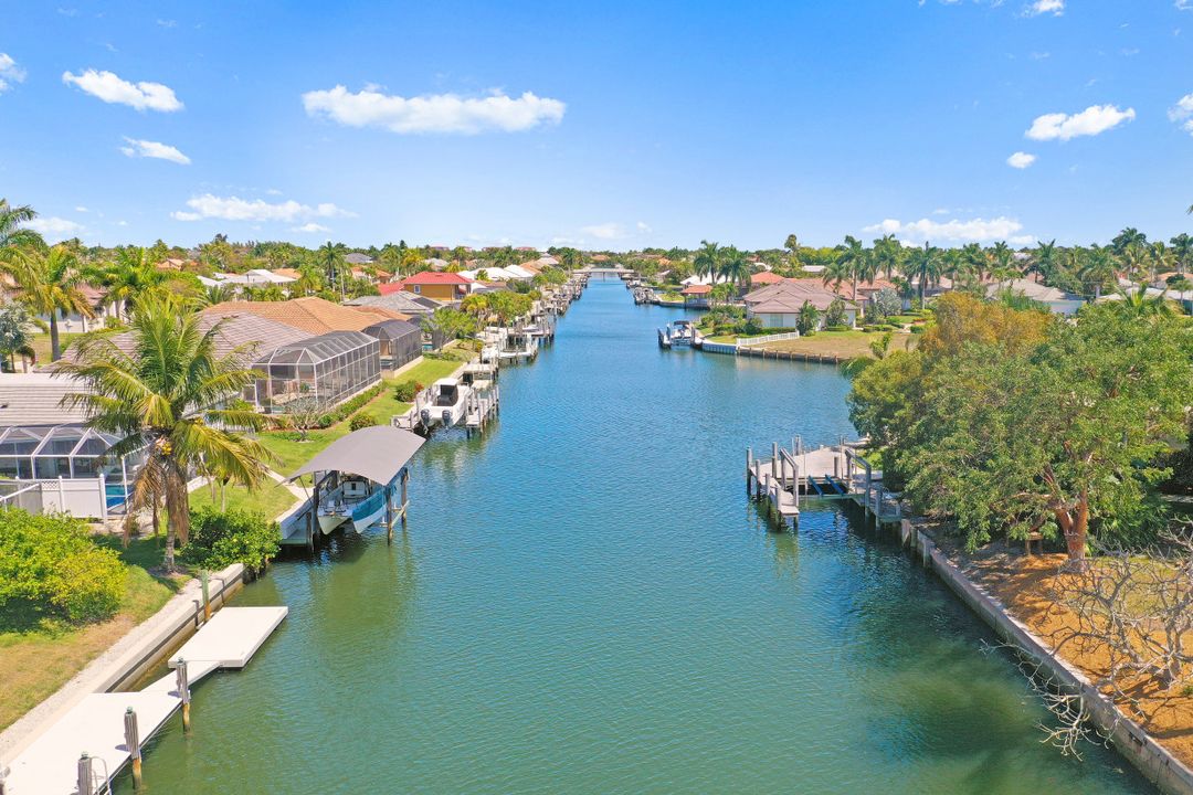 412 Barcelona Ct, Marco Island, FL 34145