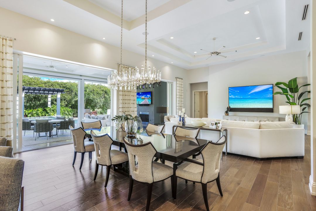 569 Neapolitan Way, Naples, FL 34103