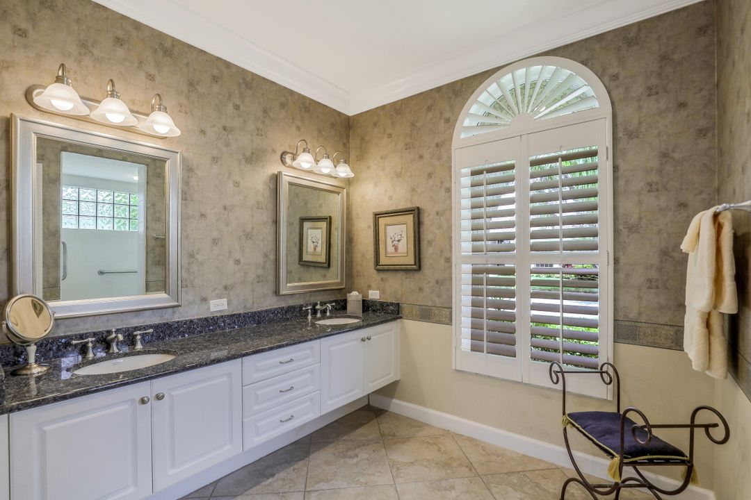 13142 Bridgeford Ave, Bonita Springs, FL 34135