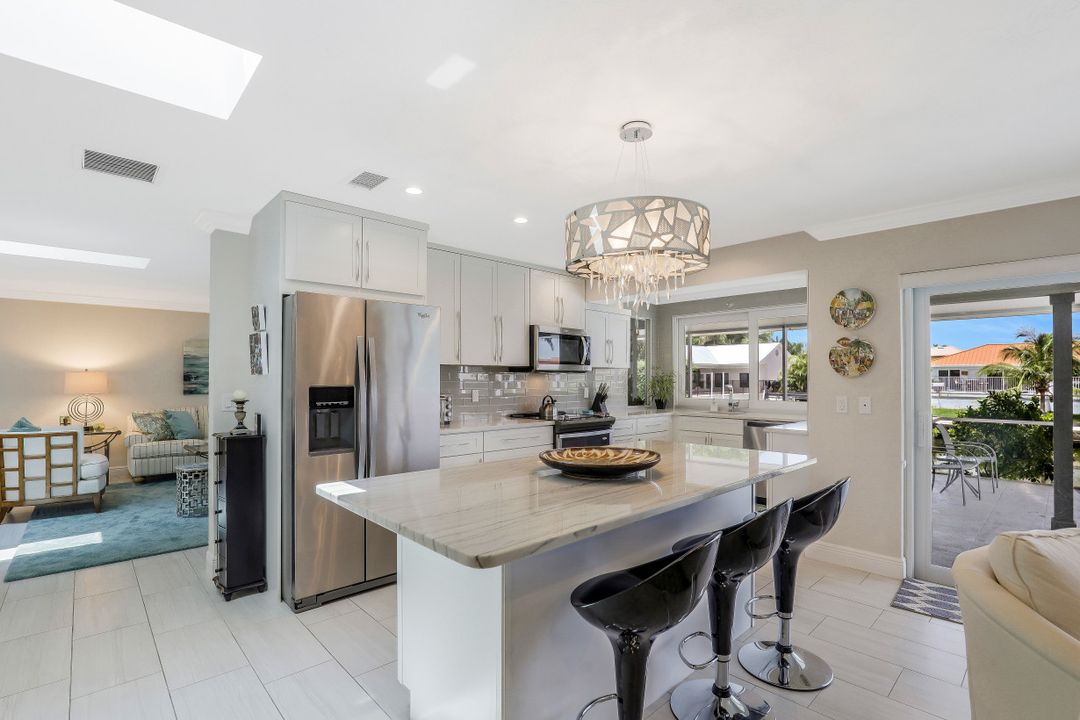 206 Dan River Ct, Marco Island, FL 34145