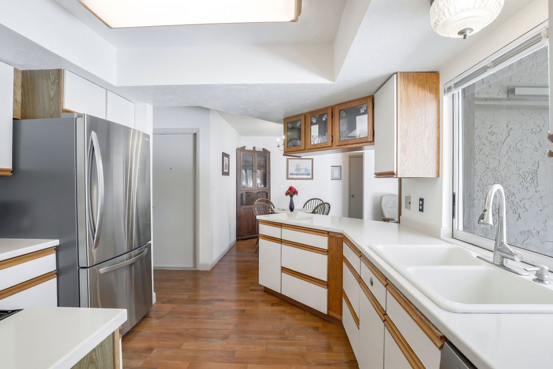 82 Johnnycake Dr, Naples, FL 34110