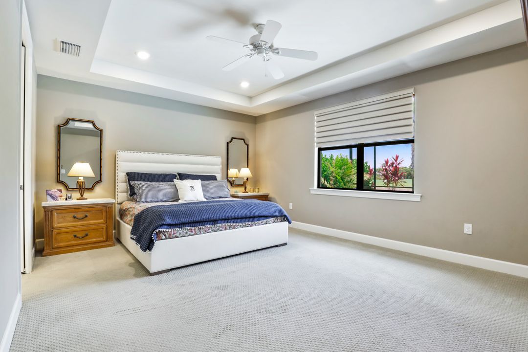 9373 Surfbird Ct, Naples, FL 34120