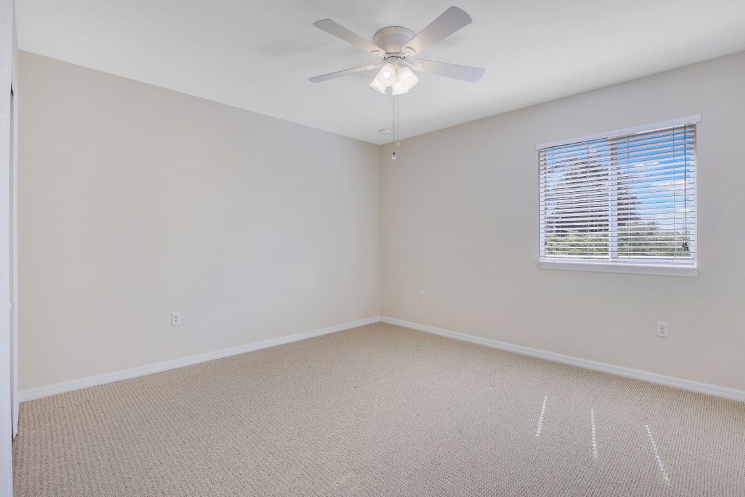 8616 Sumner Ave, Fort Myers, FL 33908