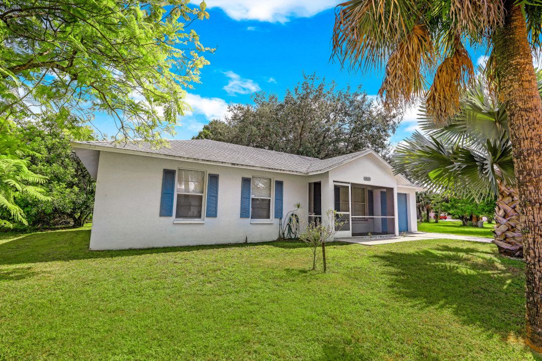 14037 Caribbean Blvd, Fort Myers, FL 33905