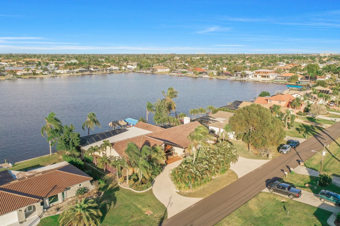 513 SW 51st Terrace, Cape Coral, FL 33914