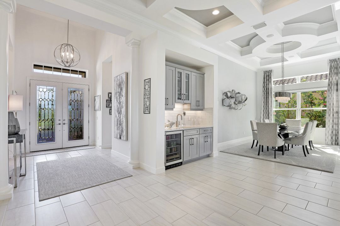 9481 Montelanico Loop, Naples, FL 34119