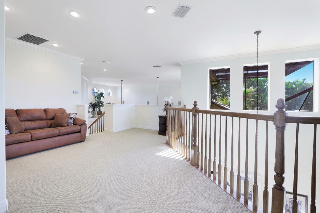 2604 Cape Coral Pkwy W, Cape Coral, FL 33914