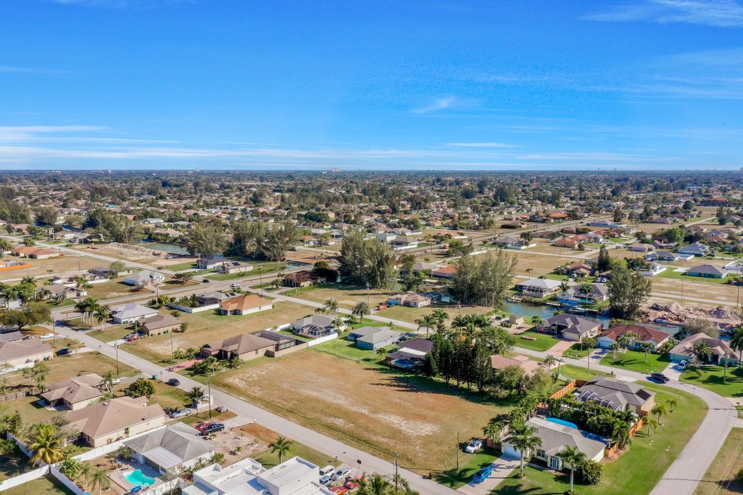 1620 SW 27th Terrace, Cape Coral, FL 33914