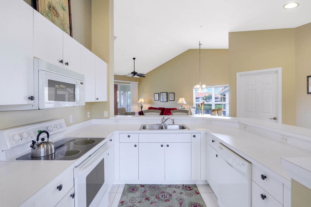 5410 Worthington Ln #204, Naples, FL 34110