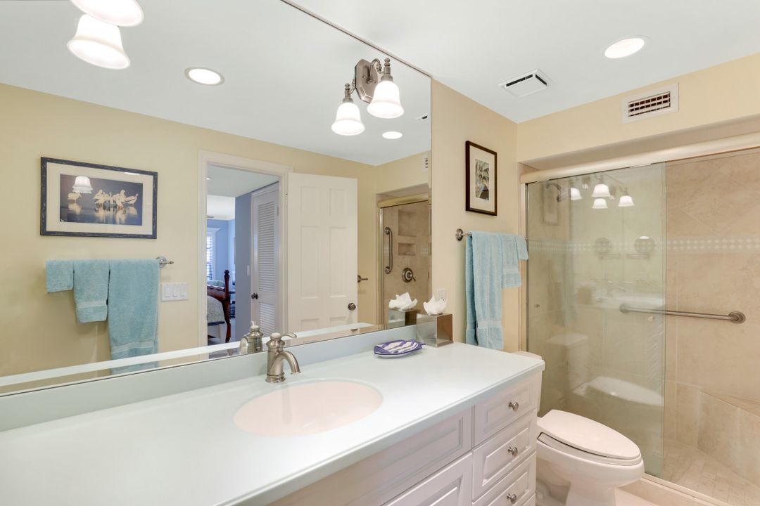 2701 Gulf Shore Blvd N, Villa #3, Naples, FL 34103