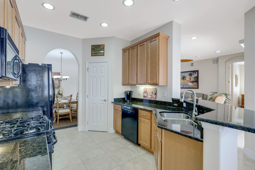 10320 Porto Romano Drive, Miromar Lakes, FL 33913