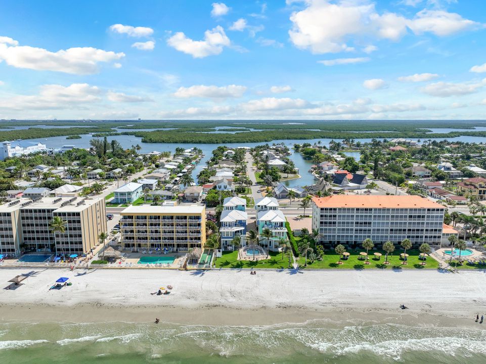 261 Key W Ct, Fort Myers Beach, FL 33931