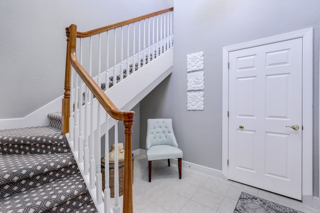 4810 Shinnecock Hills Ct, Naples, FL 34112