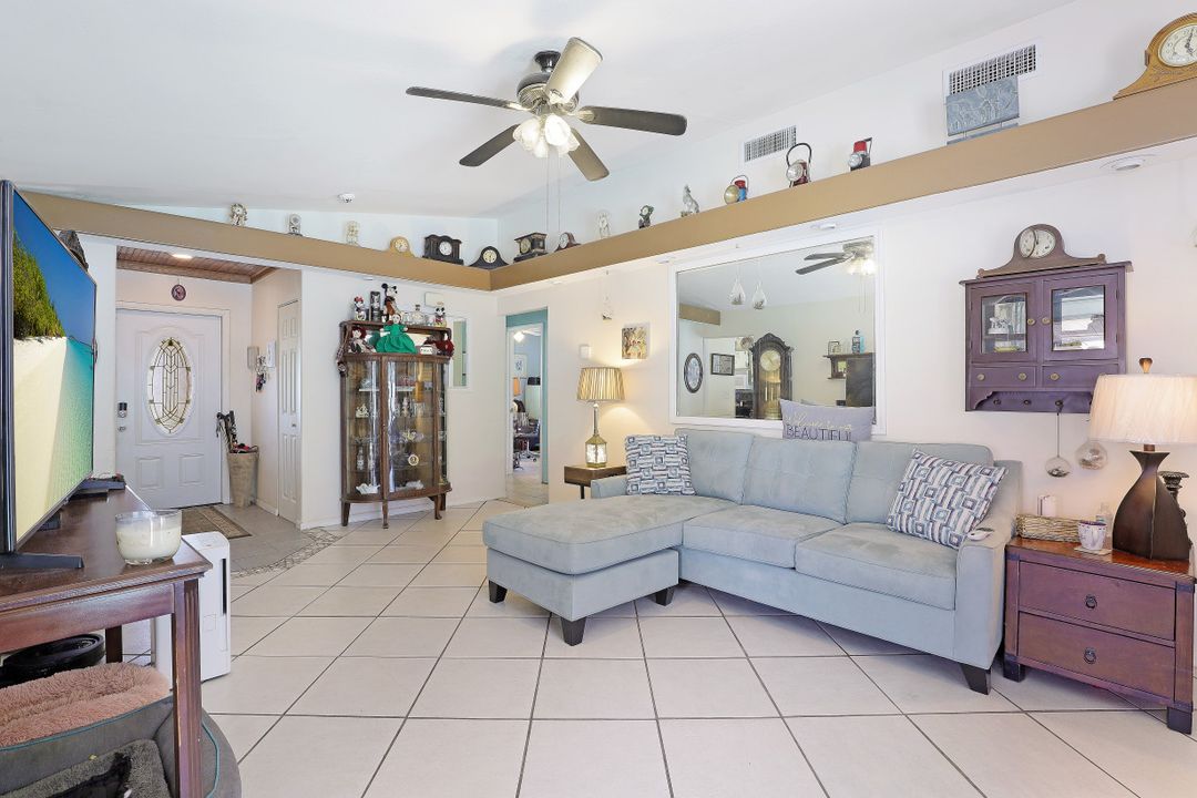 977 Hearty St, North Fort Myers, FL 33903