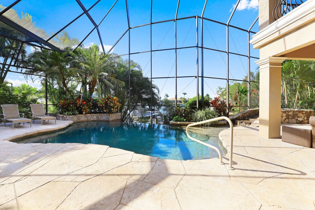 2604 Cape Coral Pkwy W, Cape Coral, FL 33914