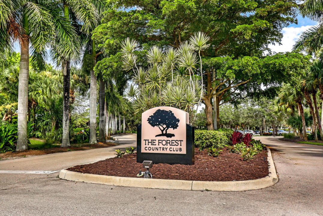 16957 Villas Square, Fort Myers, FL 33908