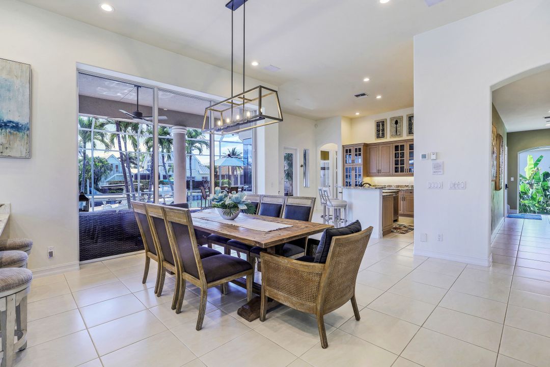 530 Taylor Ct, Marco Island, FL 34145