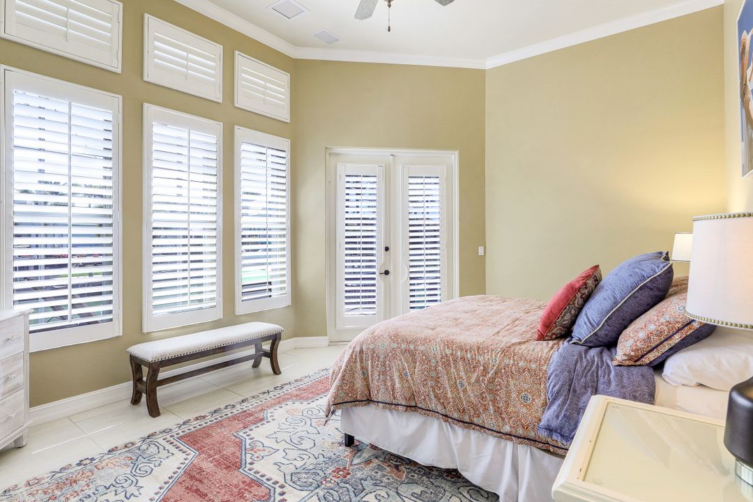 530 Taylor Ct, Marco Island, FL 34145