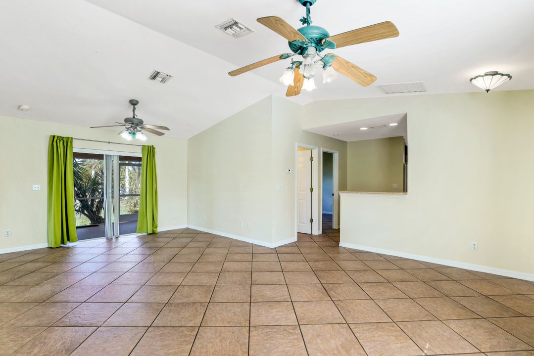3880 Bennett Ln, Bonita Springs, FL 34134