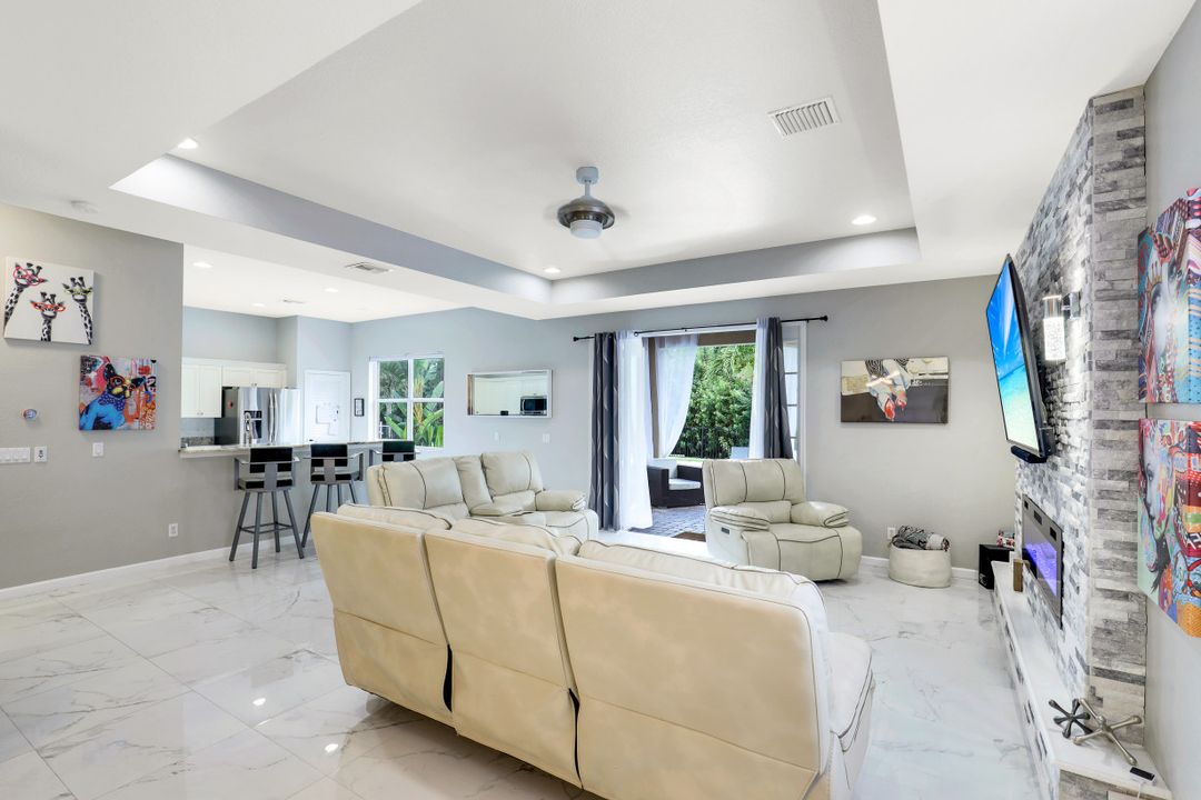 2736 Blue Cypress Lake Ct, Cape Coral, FL 33909