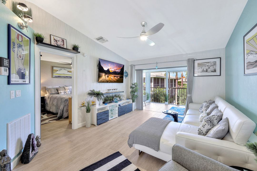 651 W Elkcam Cir #824, Marco Island, FL 34145