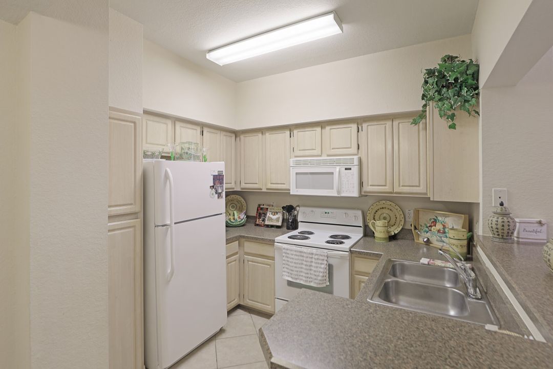 23600 Walden Center Dr #203, Bonita Springs, FL 34134