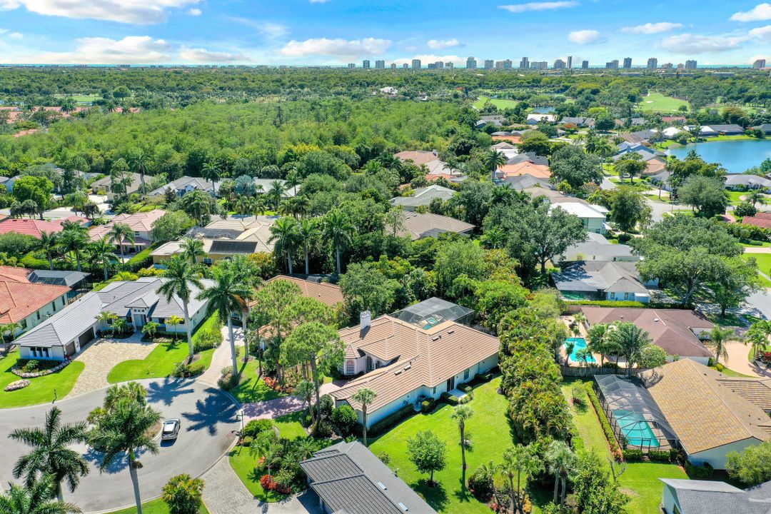 2229 Goshawk Ct, Naples, FL 34105