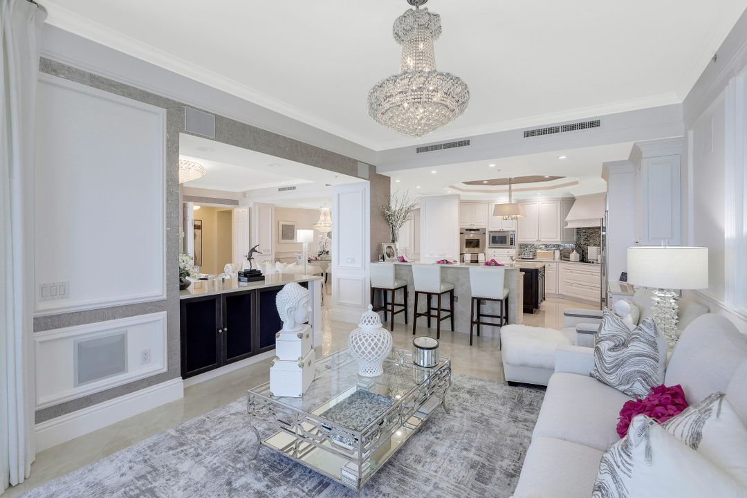 940 Cape Marco Dr #1904, Marco Island, FL 34145