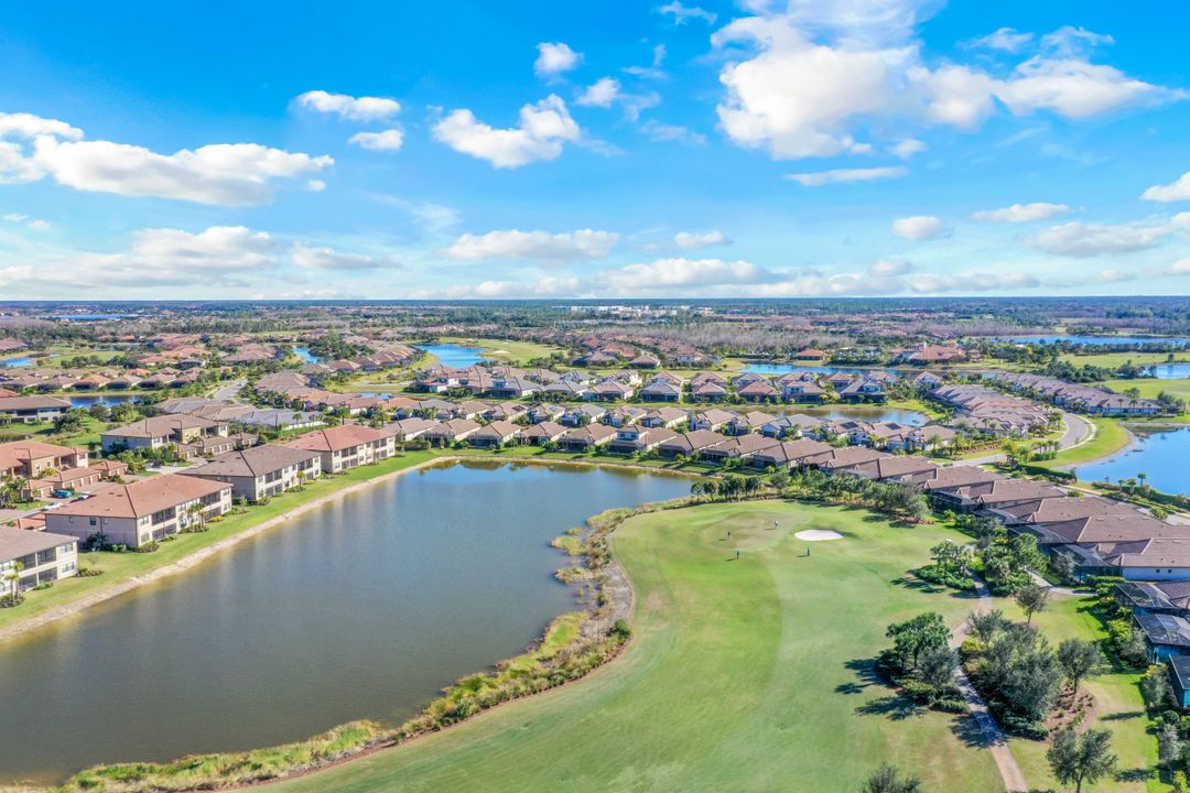 9400 Montelanico Loop, Naples, FL 34119