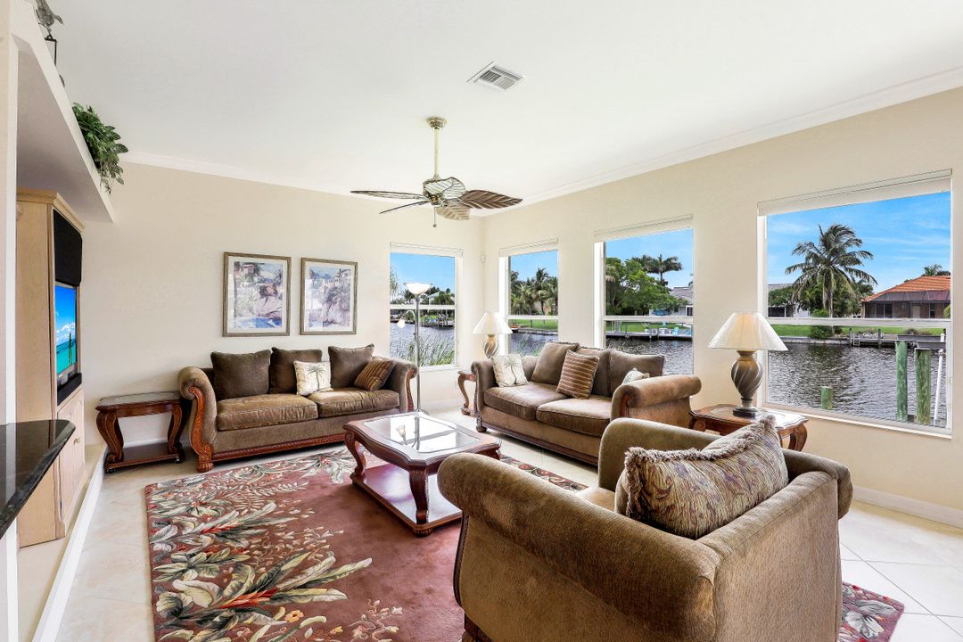 3026 SW 26th Ave, Cape Coral, FL 33914