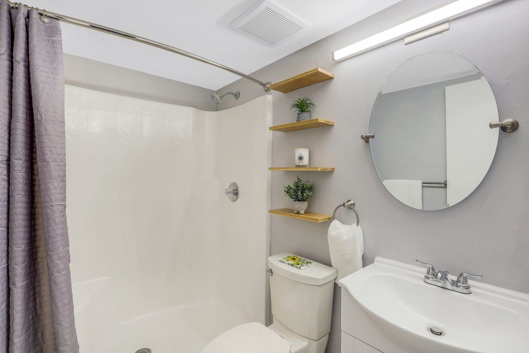 4275 27th Ct SW #104, Naples, FL 34116