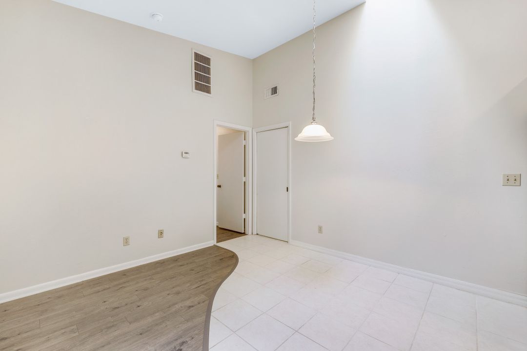 5026 SW Courtyards Way  #16, Cape Coral, FL 33914